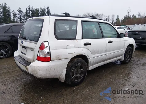 2006 Subaru Forester 2.5X z USA, uszkodzony, nr VIN JF1SG63666H754690